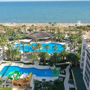 4* Hotel Estival